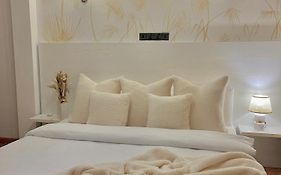 Seeming Lodge